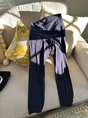 lululemon navy blue Align leggings